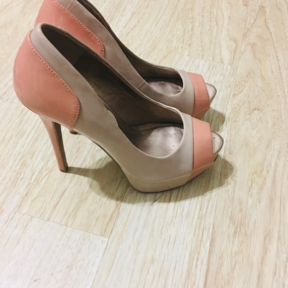 BCBG Heels - Picture 5 of 5